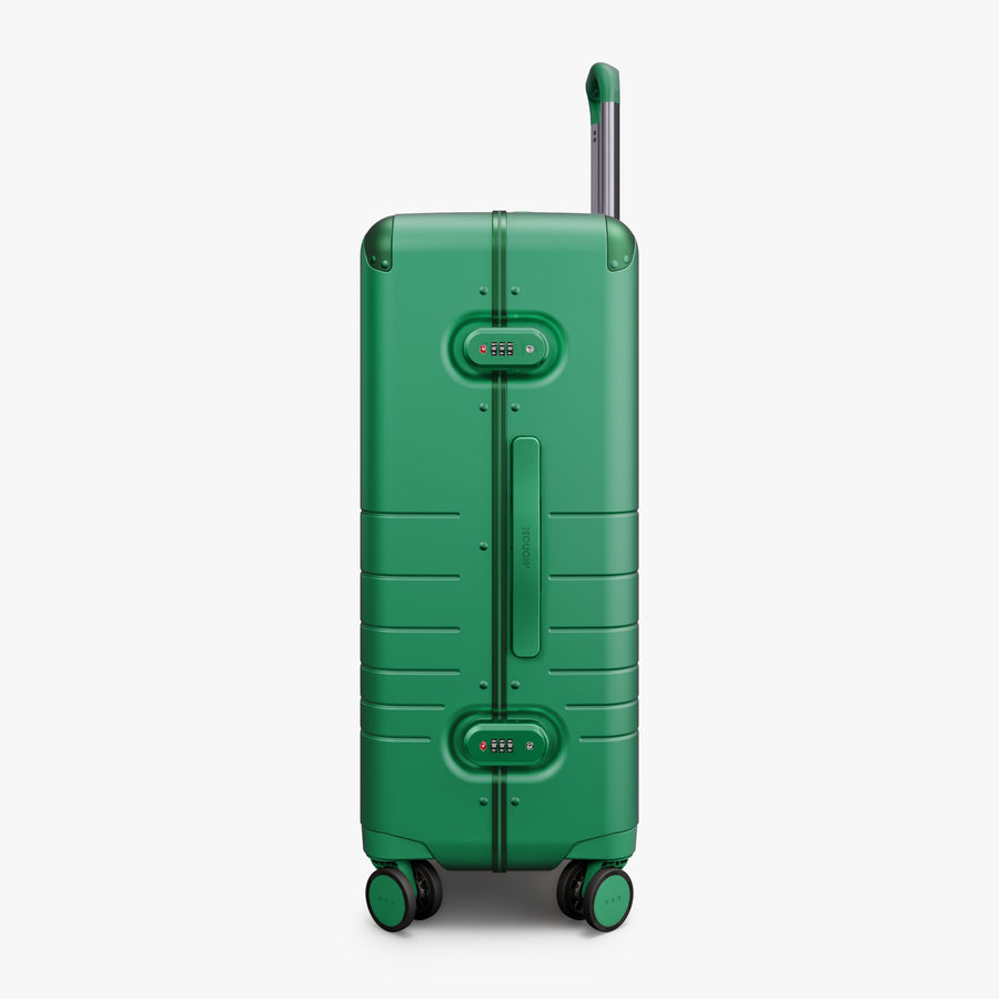 Jungle Green | Side view of the Hybrid Check-In Medium Jungle Green
