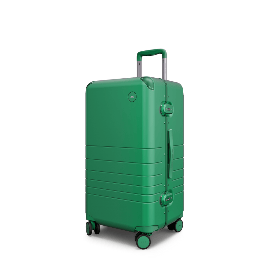 Jungle Green Hover | Angle view of Hybrid Trunk Medium in Jungle Green