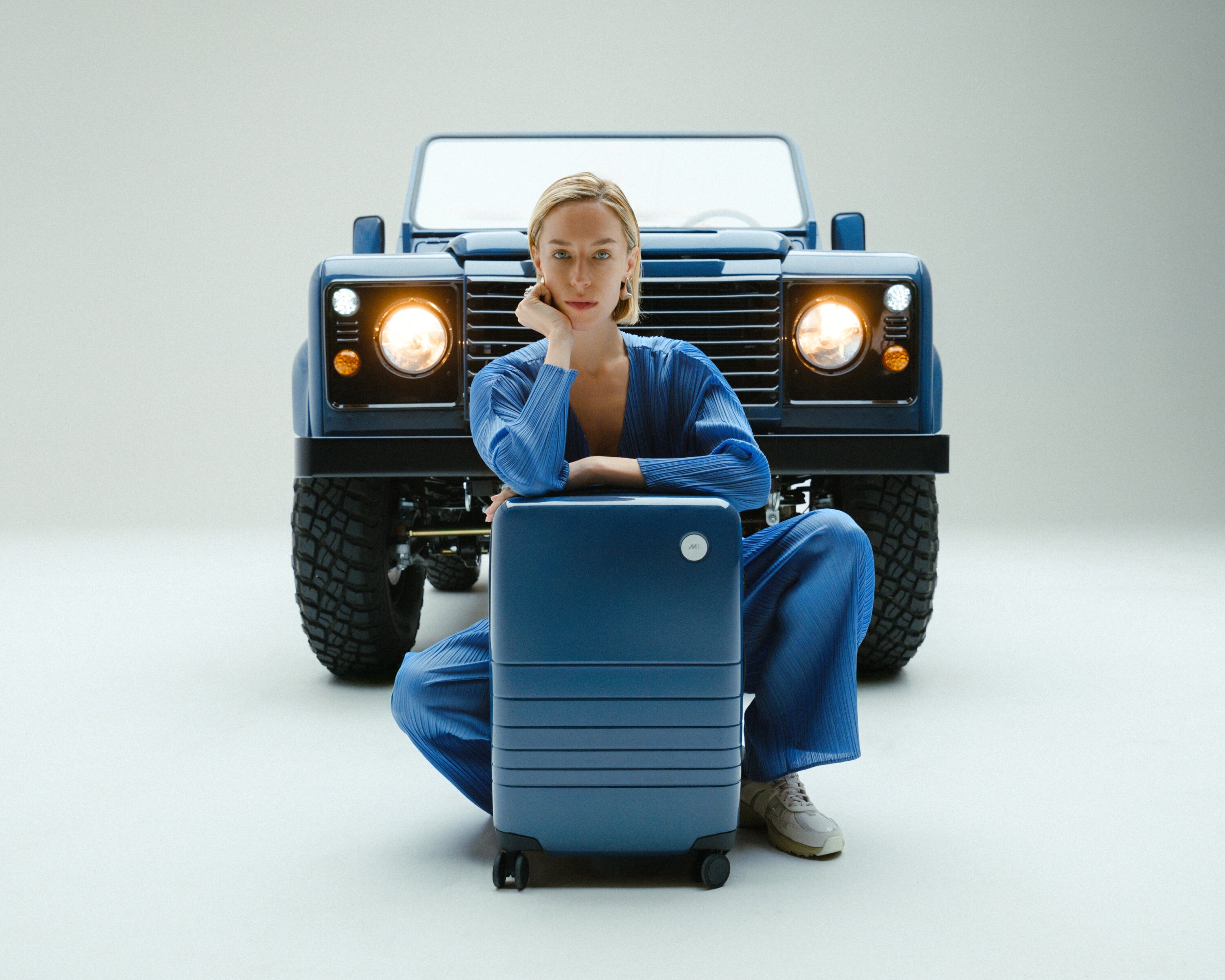 Land Rover Defender in Arles Blue, Brooklyn Coachworks | Monos