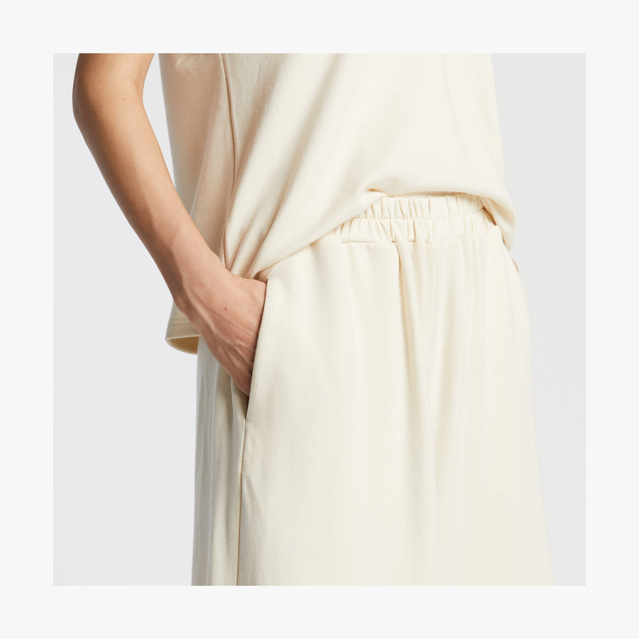 Cream | Pocket view of Sevilla Pants in Cream