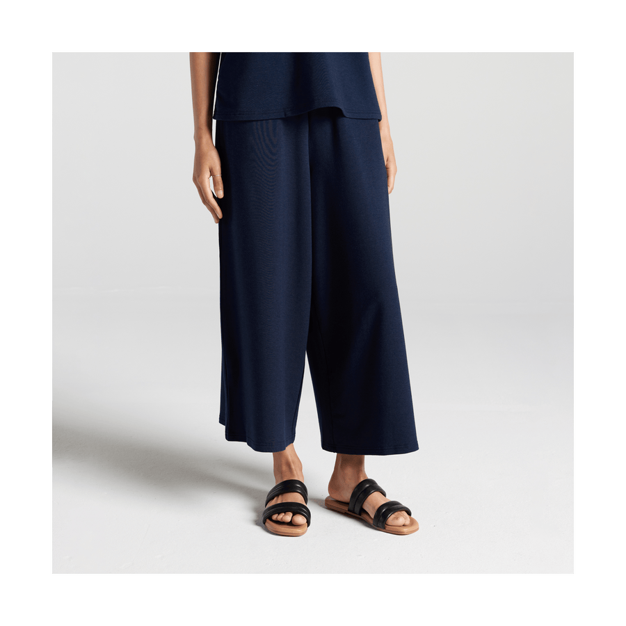 Navy Scaled | Front view of Sevilla Pants in Navy