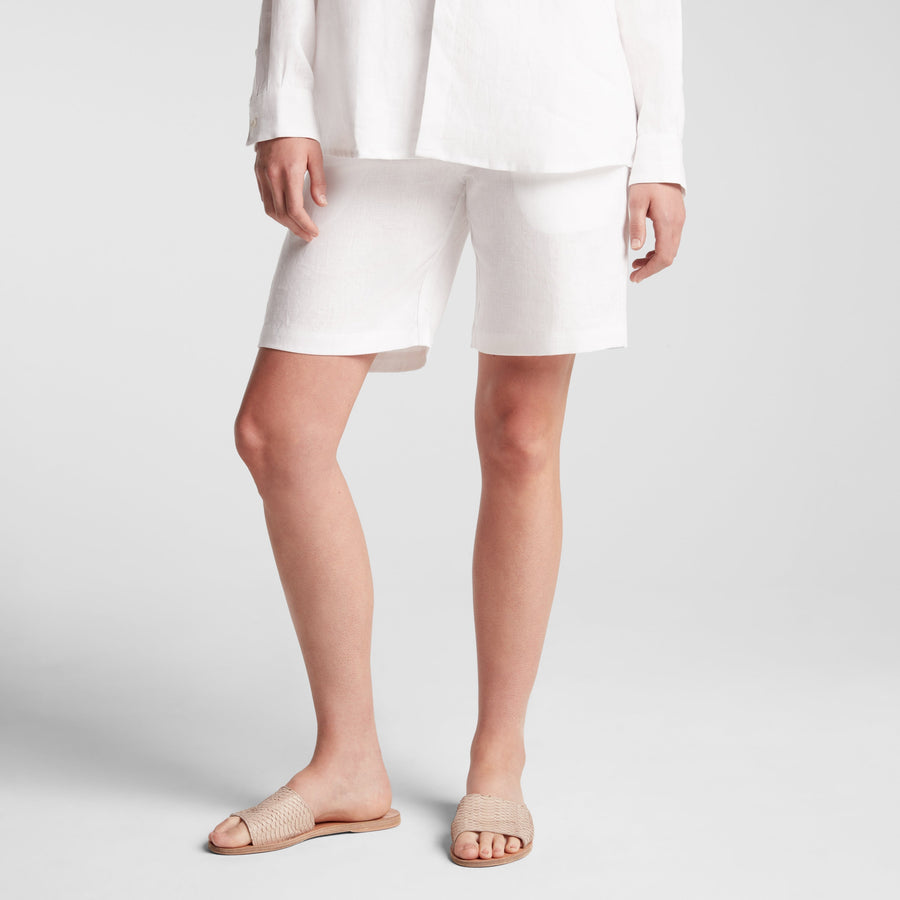White Cart | Front view of Algarve Shorts in White