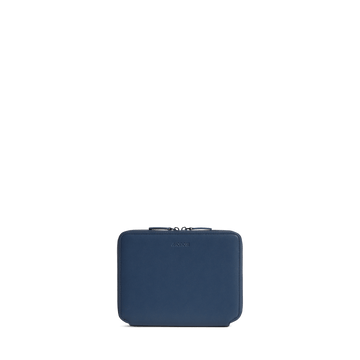 Front view of Metro Folio Kit in Oxford Blue