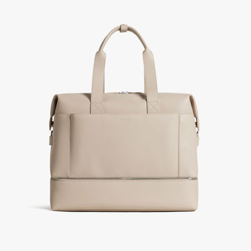 Front view of Metro Weekender in Ivory