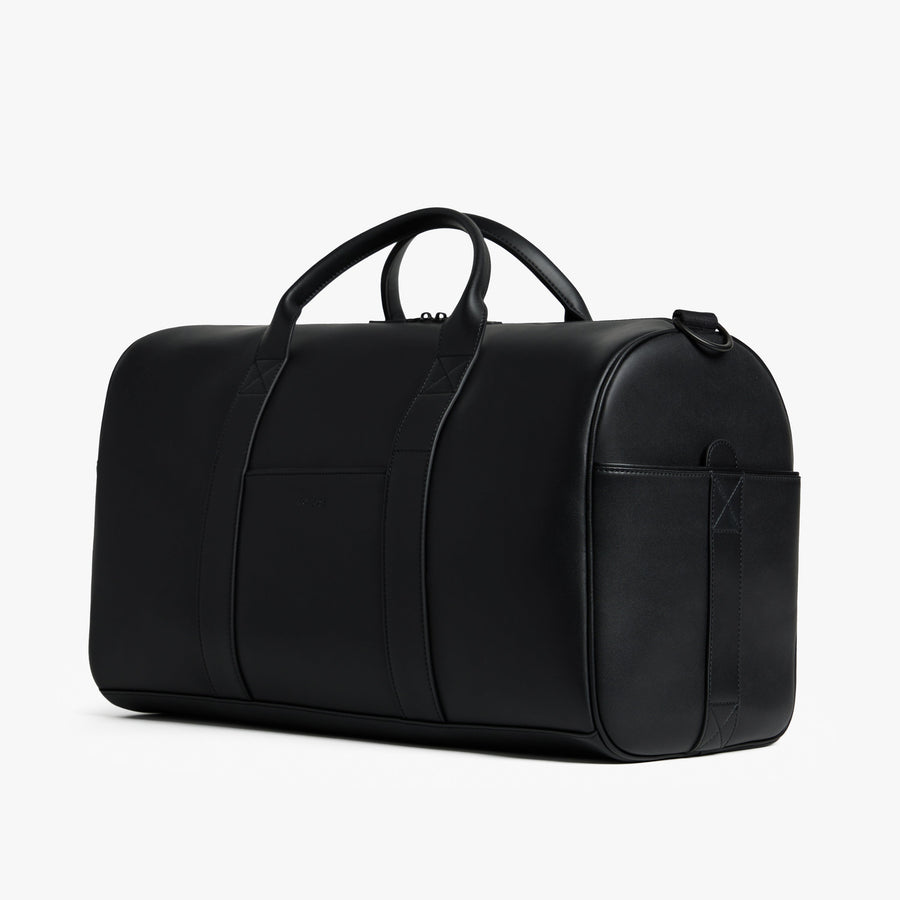 Carry-All Duffel Bag - Black - Vegan Leather - 27.3L | Monos Metro Collection